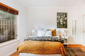 Nikki's on Market St - A Central Country Abode